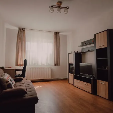 Edgar.s Place *